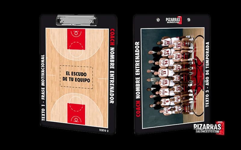 Una pizarra de baloncesto personalizadas sobre fondo negro, una con el escudo del equipo y otra con la foto de la plantilla